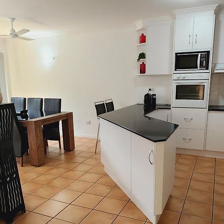 La Villa At Beach Court Airlie Beach Zewnętrze zdjęcie